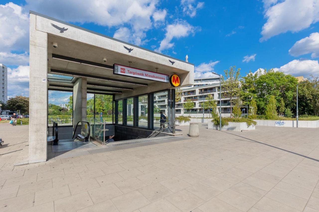 Metro Targowek Spacious Apartment With Parking By Noclegi Renters Варшава Экстерьер фото
